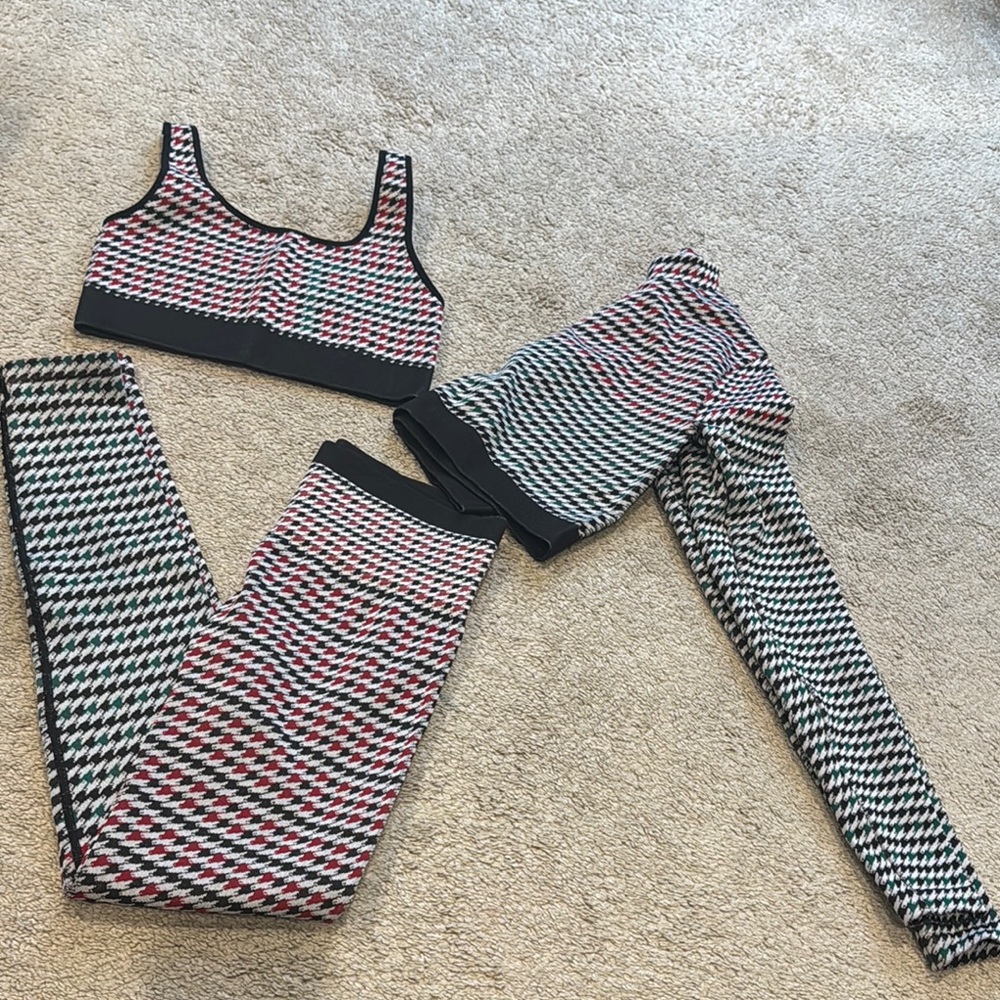 Fabletics Black and Red Houndstooth Leggings Set
